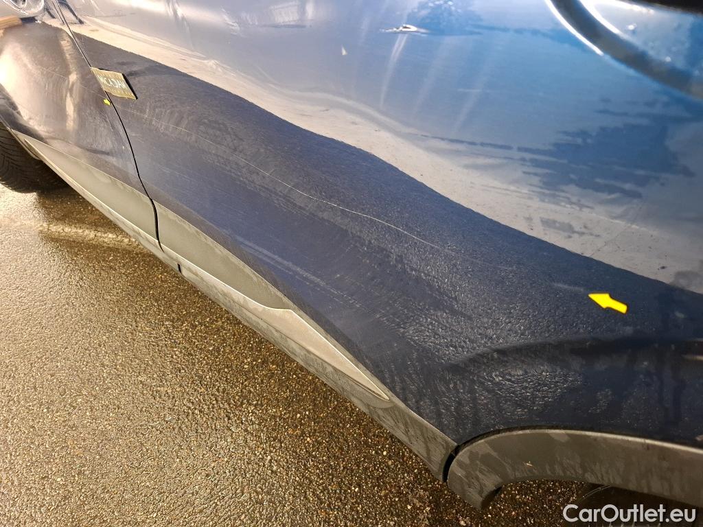  Renault  Kadjar RENAULT  / 2018 / 5P / Crossover Business Blue dCi 115 #13