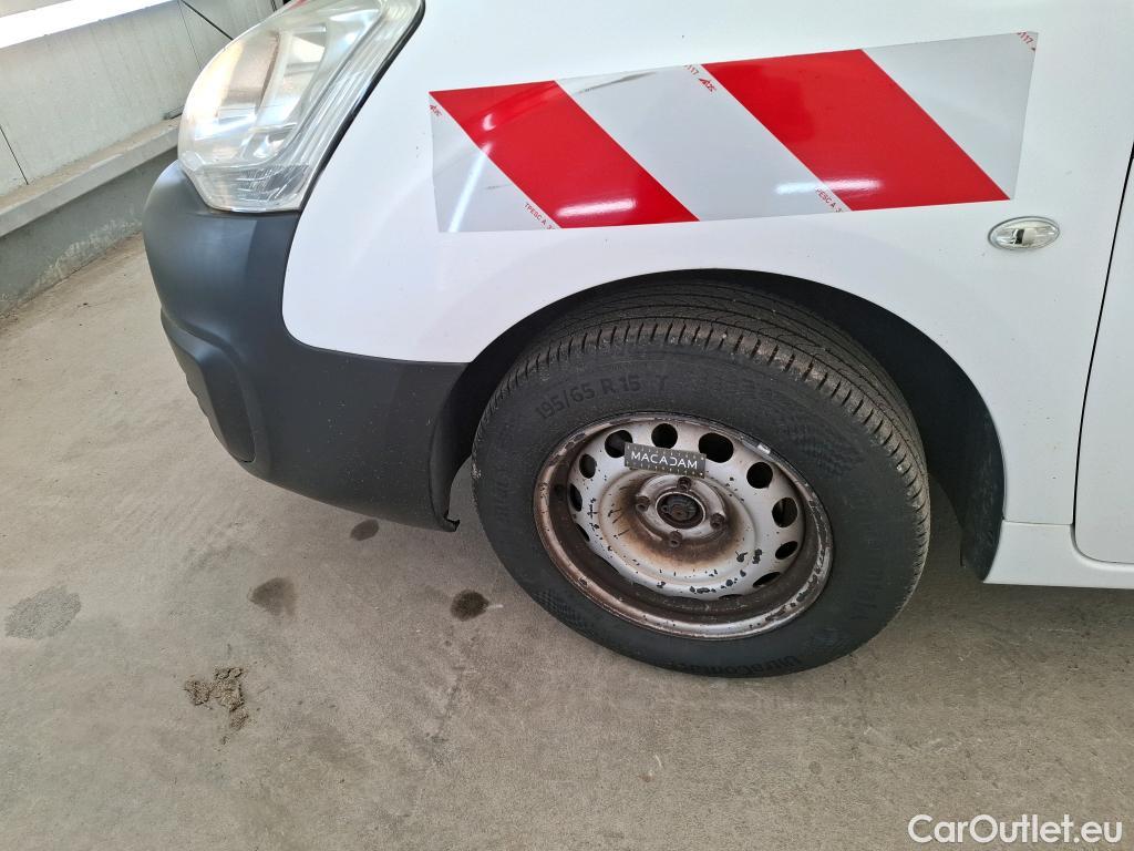  Citroen  Berlingo  Fourgon Club L1 (Court) 1.6 BlueHDi 100CV BVM5 E6 #15