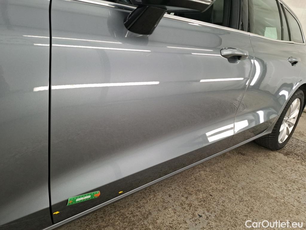 Volvo  V60  Break Business Executive 2.0 D3 150CV BVA8 E6dT #6
