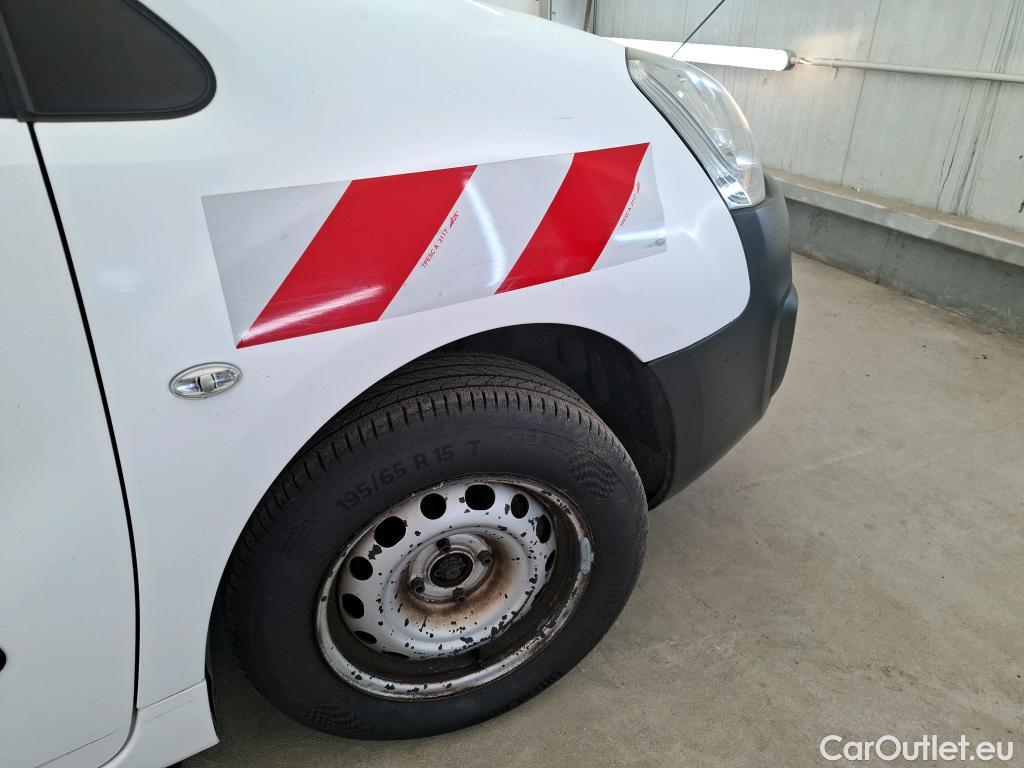  Citroen  Berlingo  Fourgon Club L1 (Court) 1.6 BlueHDi 100CV BVM5 E6 #22