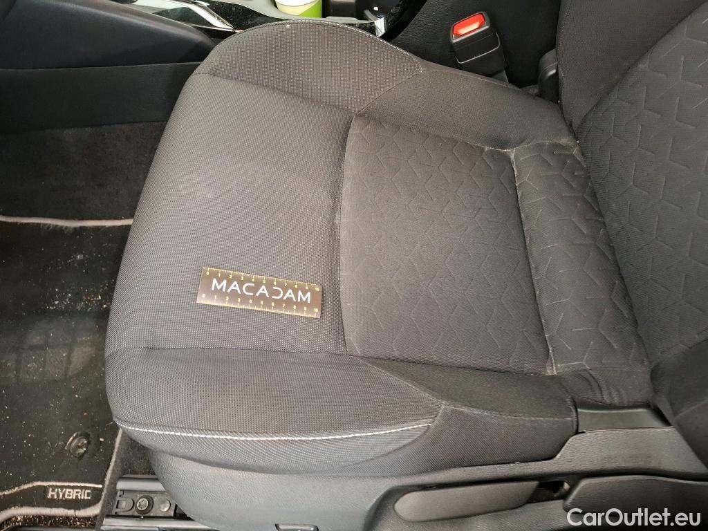  Toyota  Corolla TOYOTA  / 2018 / 5P / Berline Hybride 122h Dynamic Business Stage Acad #41