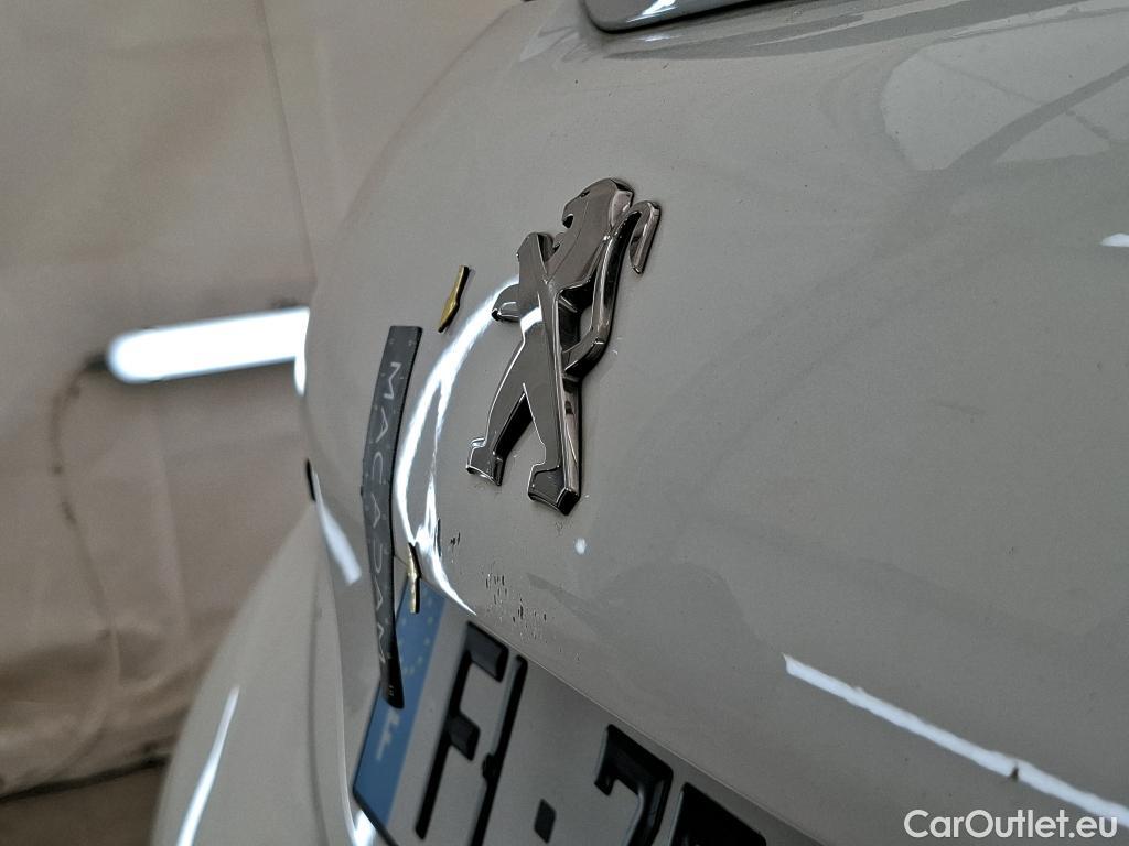  Peugeot  208  Affaire Premium 1.5 HDi 100CV BVM5 E6dT #31