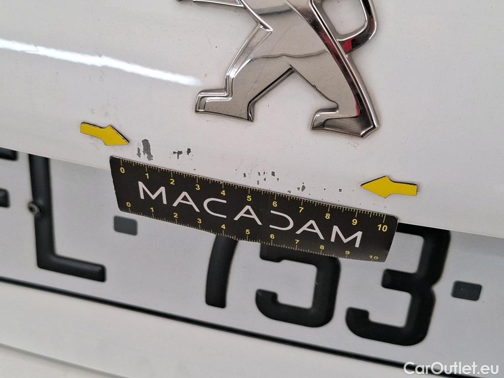  Peugeot  208  Affaire Premium 1.5 HDi 100CV BVM5 E6dT #32