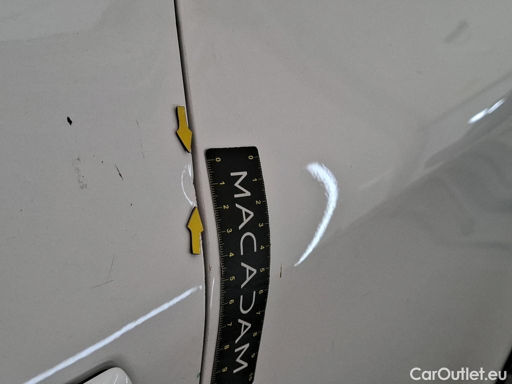  Peugeot  208  Affaire Premium 1.5 HDi 100CV BVM5 E6dT #38