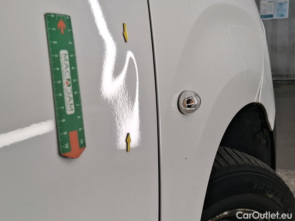  Citroen  Berlingo  Fourgon Club M 650 1.5 BlueHDi 75CV BVM5 E6dT #5