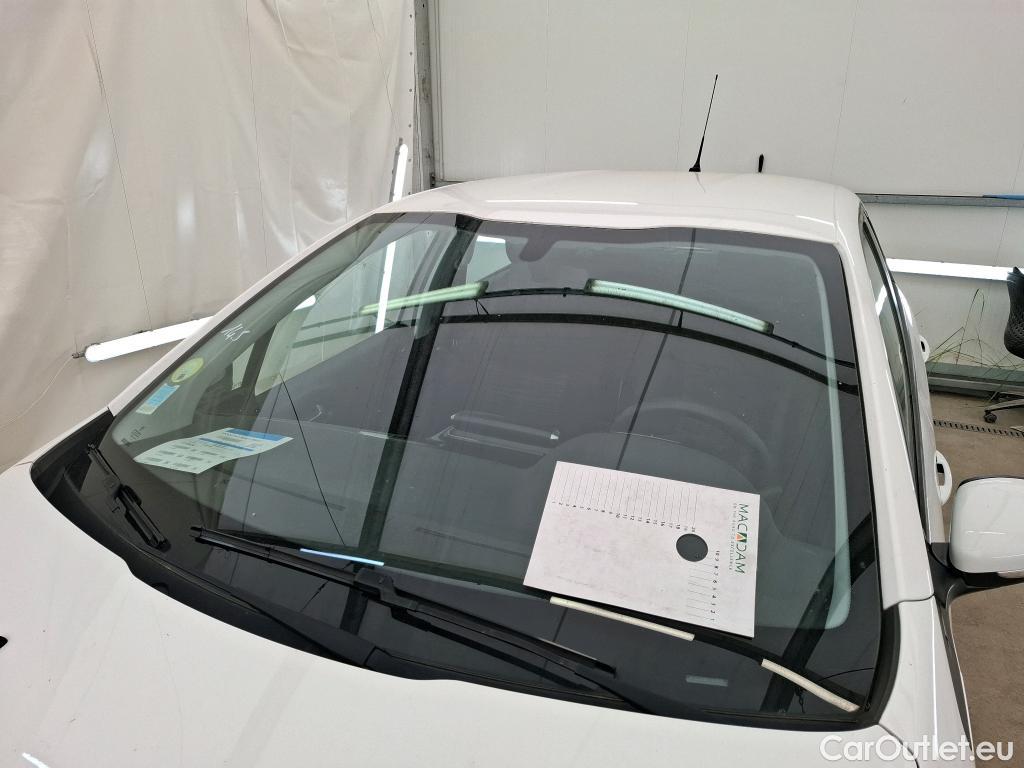  Peugeot  208  Affaire Premium 1.5 HDi 100CV BVM5 E6dT #1