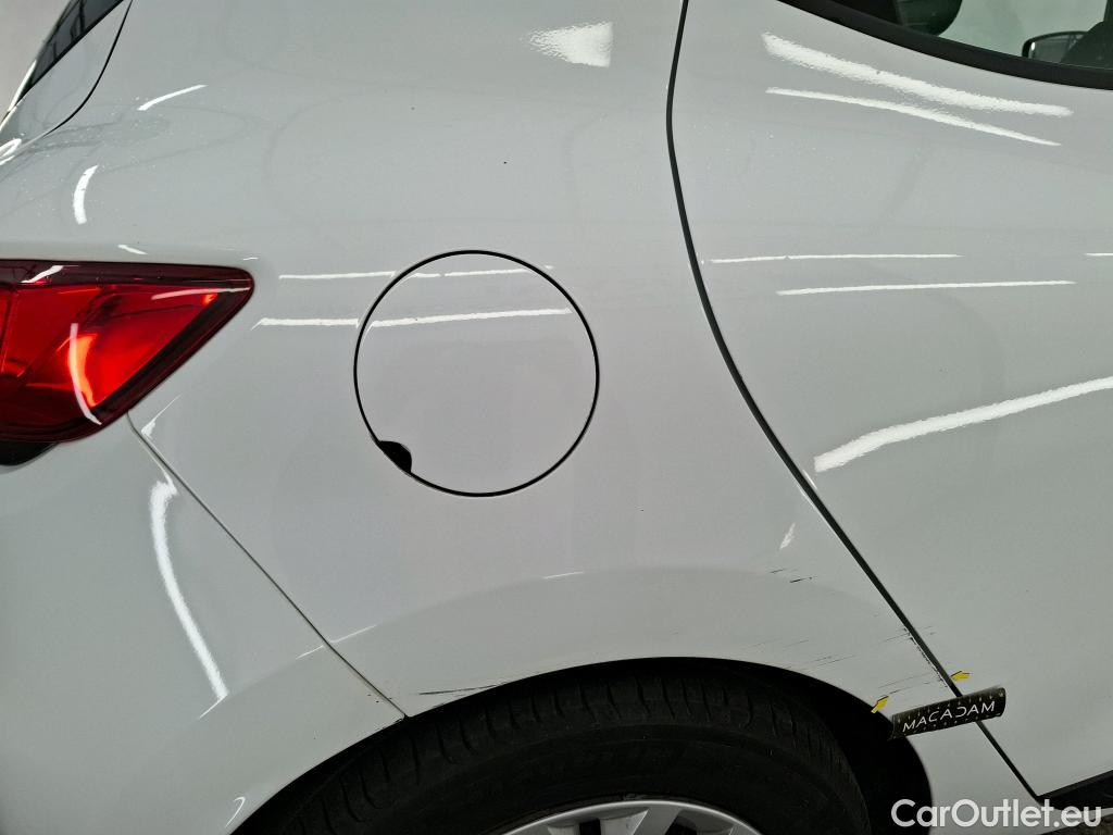  Renault  Clio  IV Air MediaNav 1.5 dCi 75CV BVM5 E6 #9