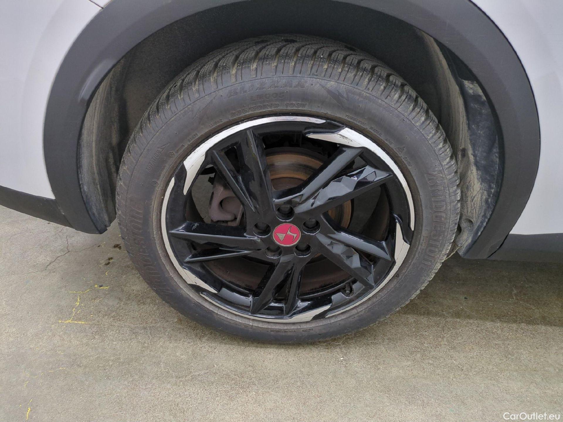  DS  DS7 7 Crossback Performance Line 1.2 PureTech 130CV E6d #18