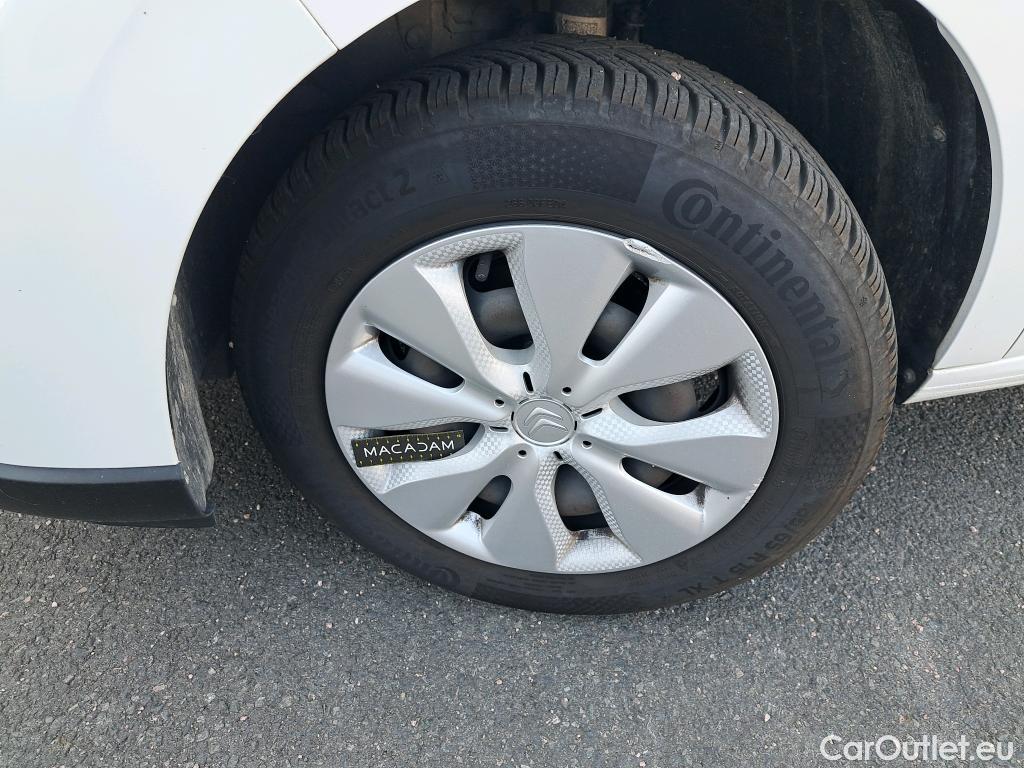 Citroen  C3  Live 1.2 PureTech 70CV BVM5 E6dT #1