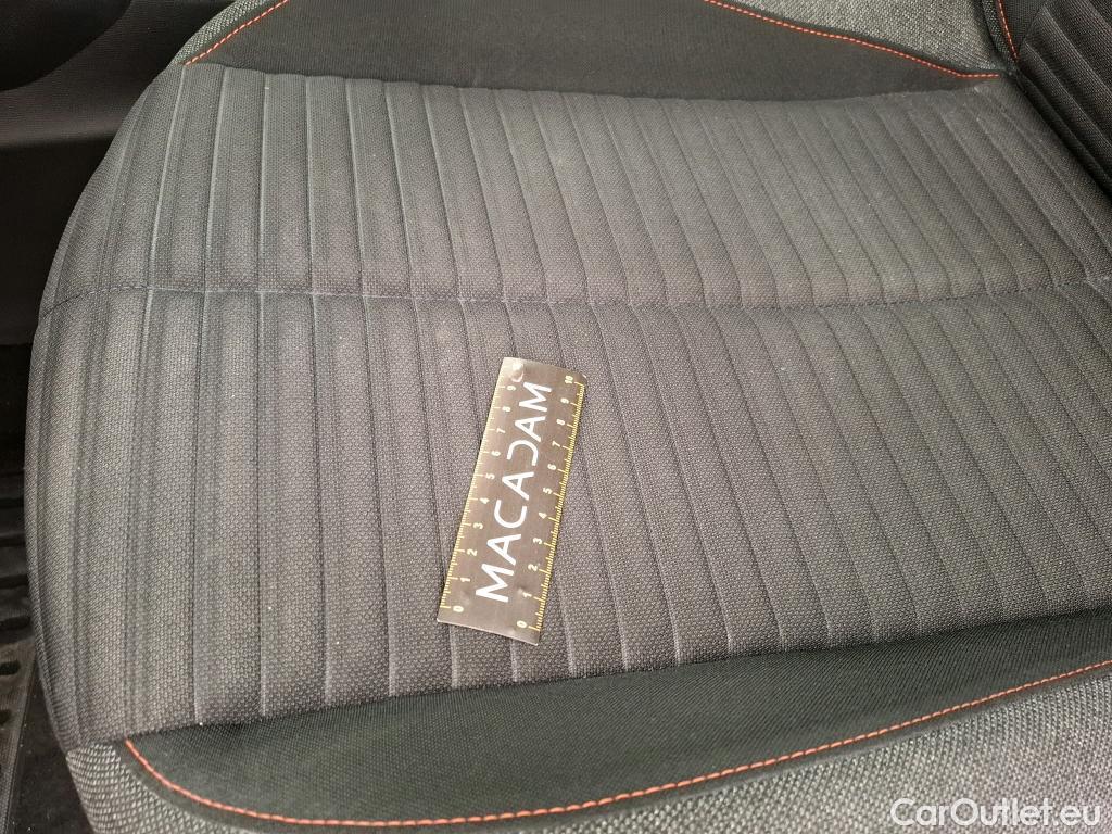  Peugeot  2008  Active Business 1.2 PureTech 130CV BVM6 E6d / VO RECONDITIONNE - PHOTOS AVANT RECONDITIONNEMENT #4