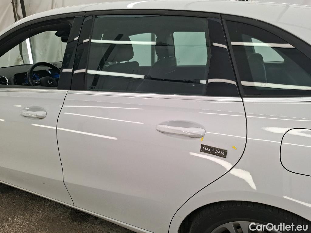 Mercedes  B-Klasse MERCEDES-BENZ Classe B / 2019 / 5P / monospace B 180 d Business Line #9