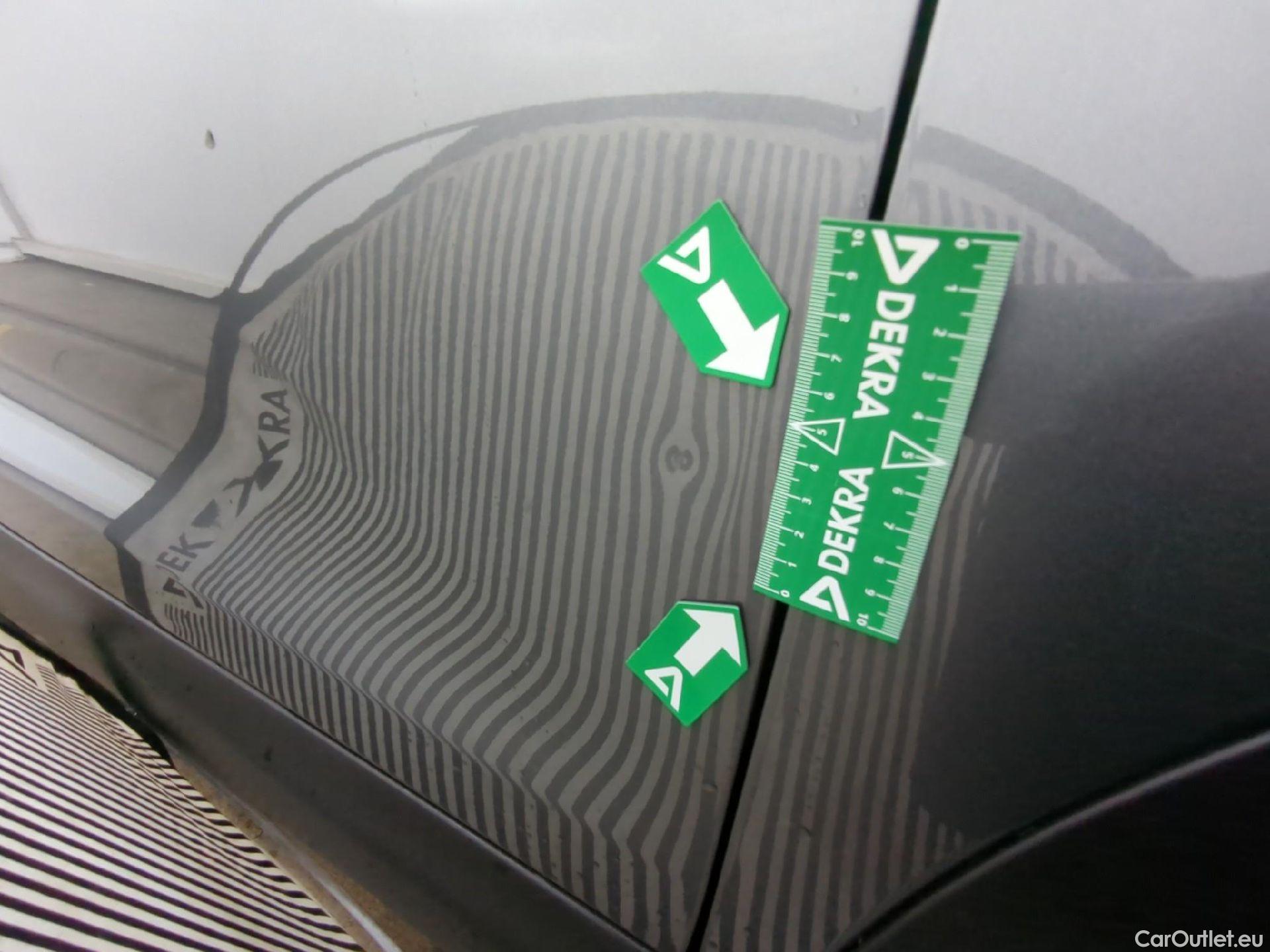  Nissan  Qashqai NISSAN  5p Crossover 1.3 DIG-T 140 N-Connecta #32