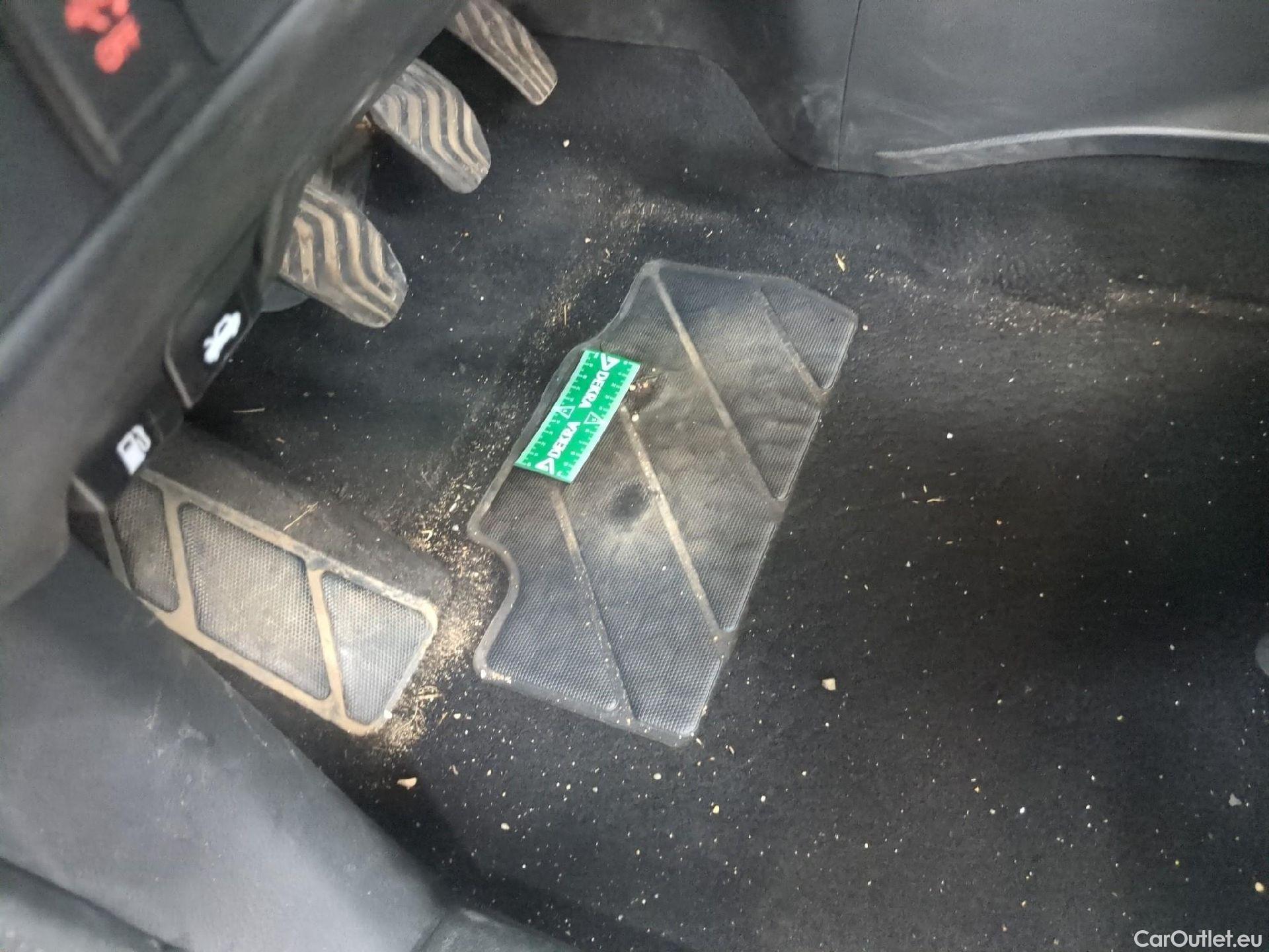  Nissan  Qashqai NISSAN  5p Crossover 1.3 DIG-T 140 N-Connecta #6