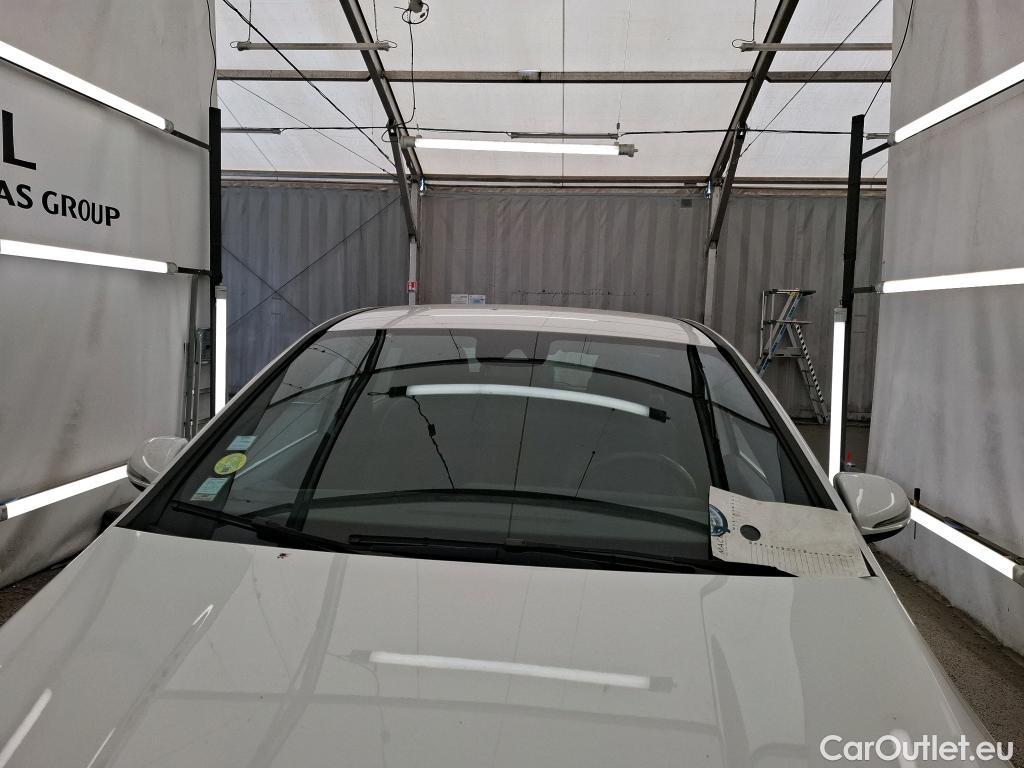 Mercedes  B-Klasse MERCEDES-BENZ Classe B / 2019 / 5P / monospace B 180 d Business Line #1