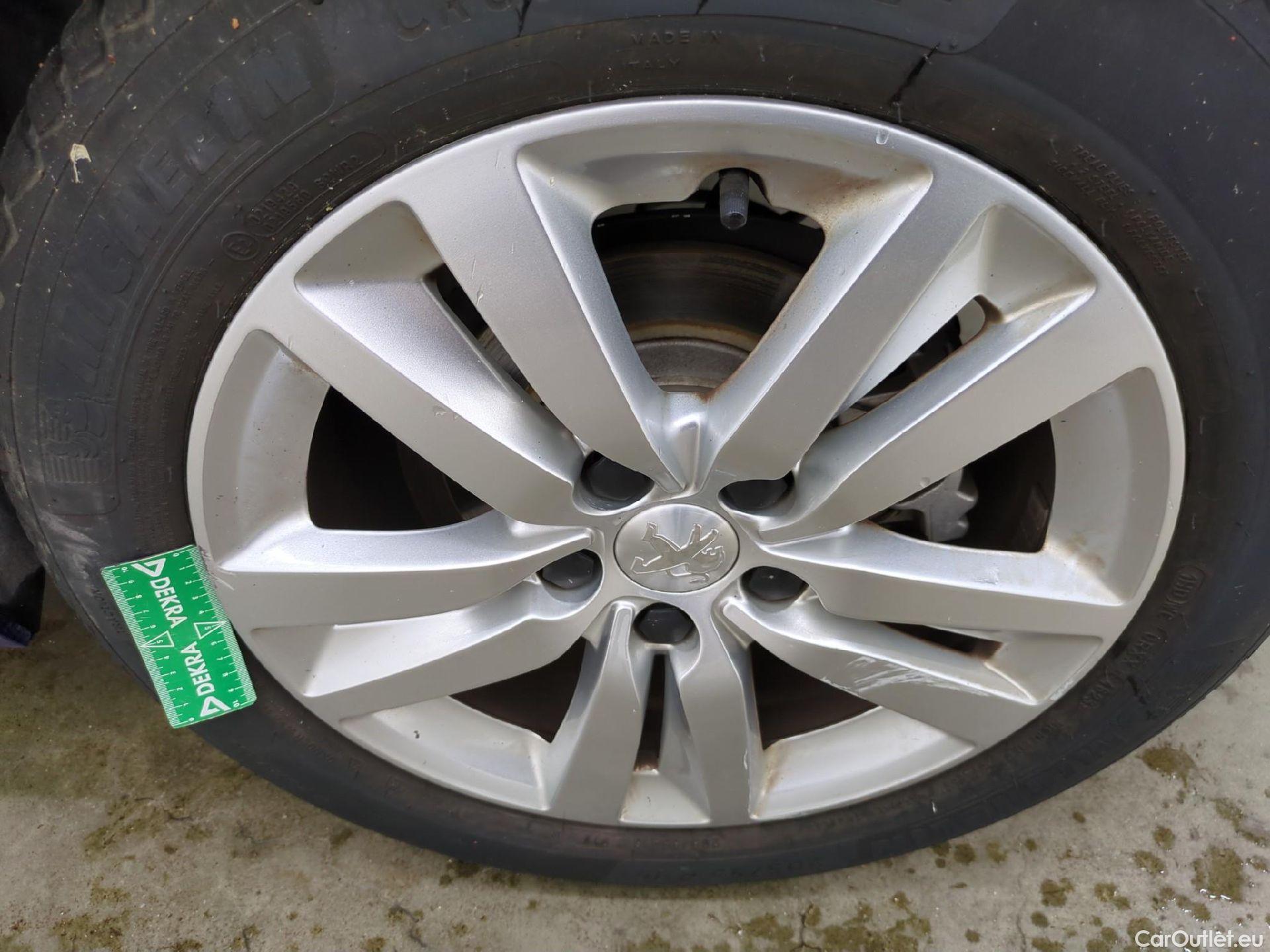  Peugeot  308  Active Business 1.5 HDI 100CV BVM6 E6dT #31