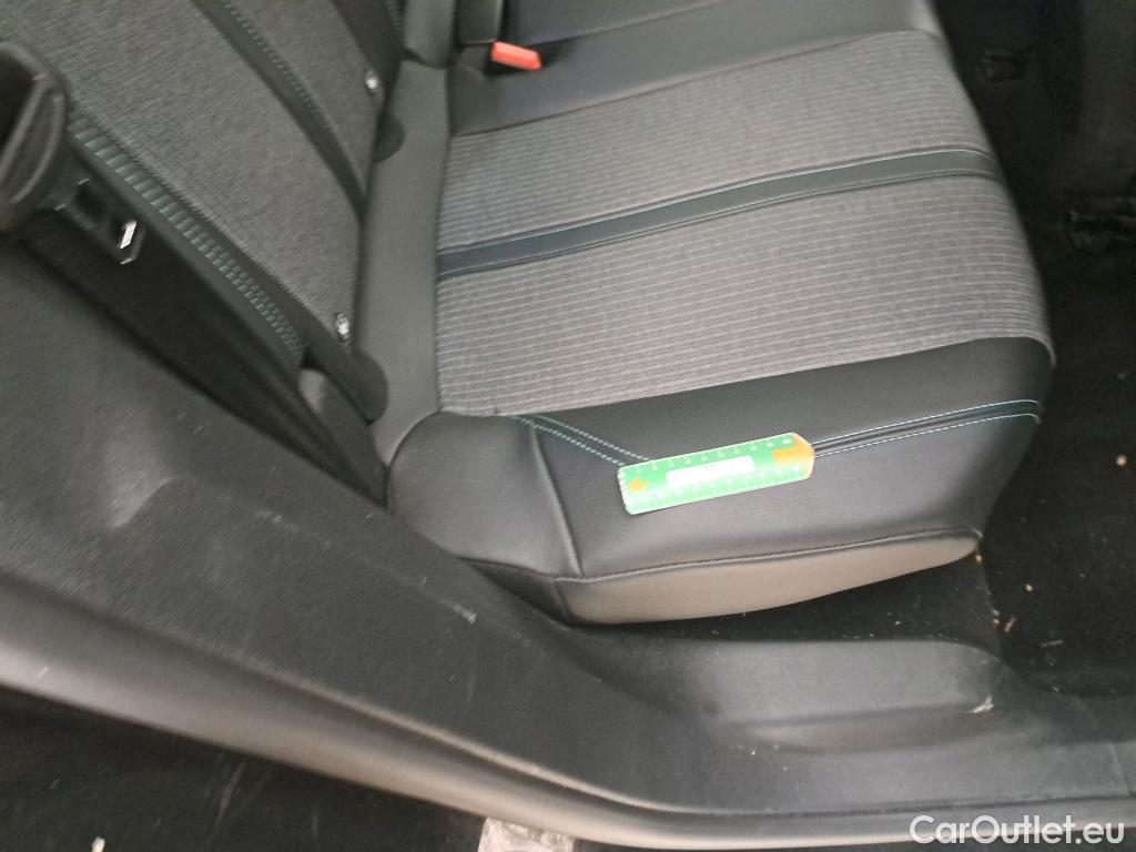  Peugeot  3008  II Allure Pack 1.5 HDi 130CV BVA8 E6d #14