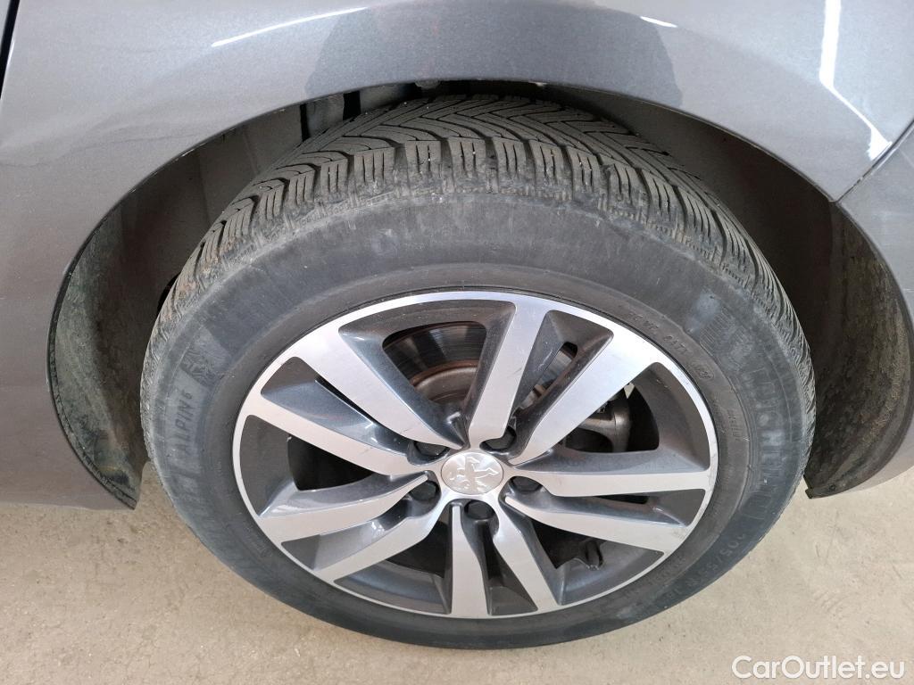  Peugeot  308  Allure 1.2 PureTech 130CV BVA8 E6d #48