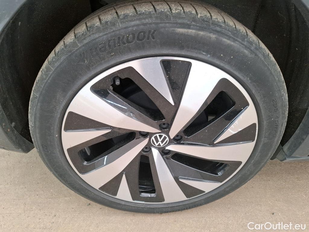  Volkswagen  ID.4  1st Pro Performance #48