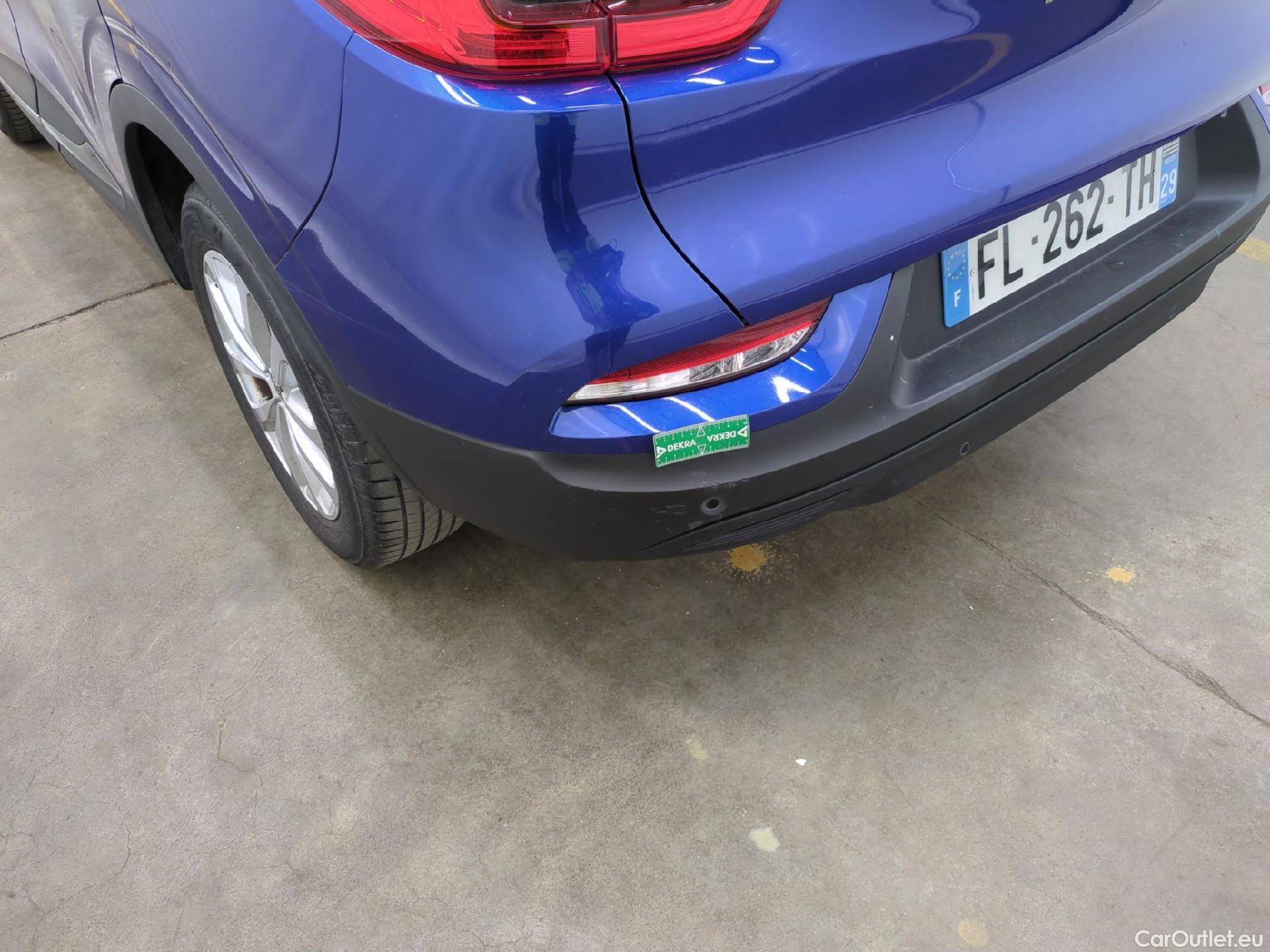  Renault  Kadjar RENAULT  / 2018 / 5P / Crossover Business Blue dCi 115 #40