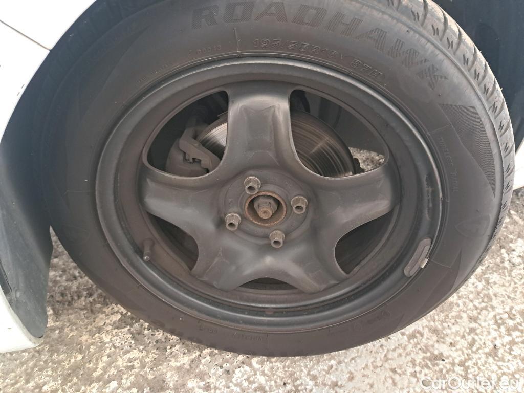  Renault  Clio  V Zen 1.0 TCe 90CV BVM6 E6d #4