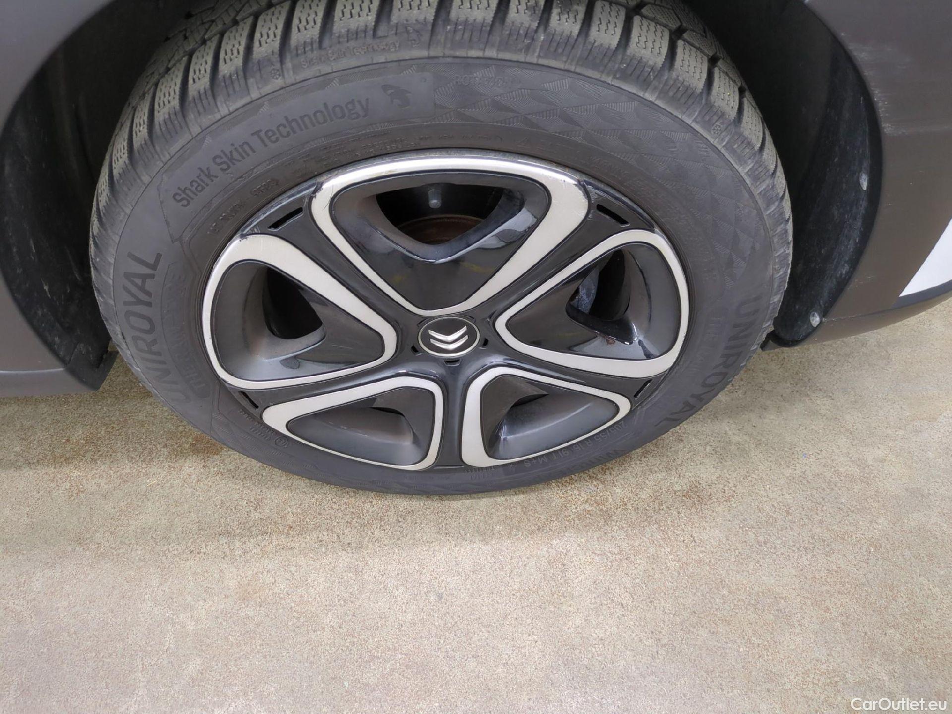  Citroen  C3 CITROEN  Société / 2020 / 5P / Berline / VU BlueHDi 100 SandS BVM6 Feel Nav #7