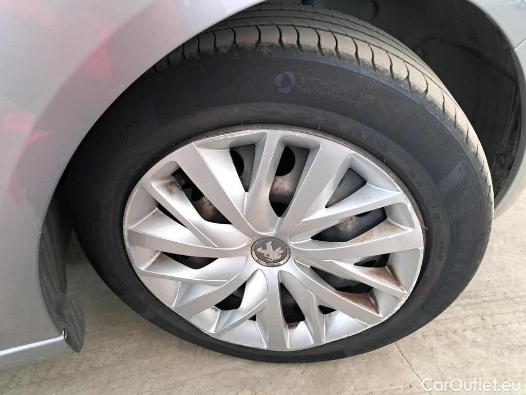  Peugeot  308  Premium Pack 1.5 HDI 100CV BVM6 E6dT #12