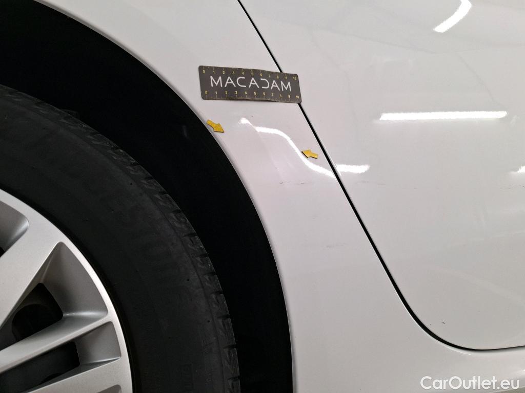  Peugeot  208  Premium 1.5 HDi 100CV BVM6 E6d #3