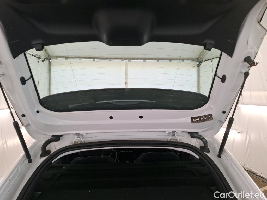  Peugeot  208  Premium 1.5 HDi 100CV BVM6 E6d #9