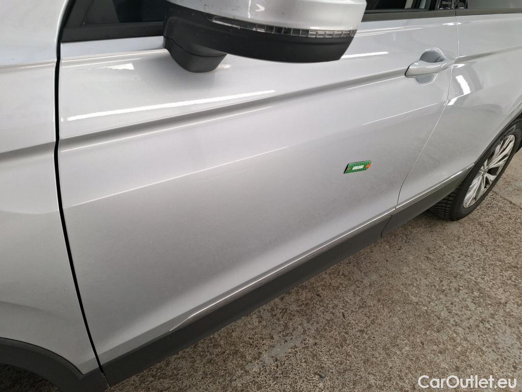  Volkswagen  Tiguan  Life 2.0 TDI 150CV BVA7 E6d #5