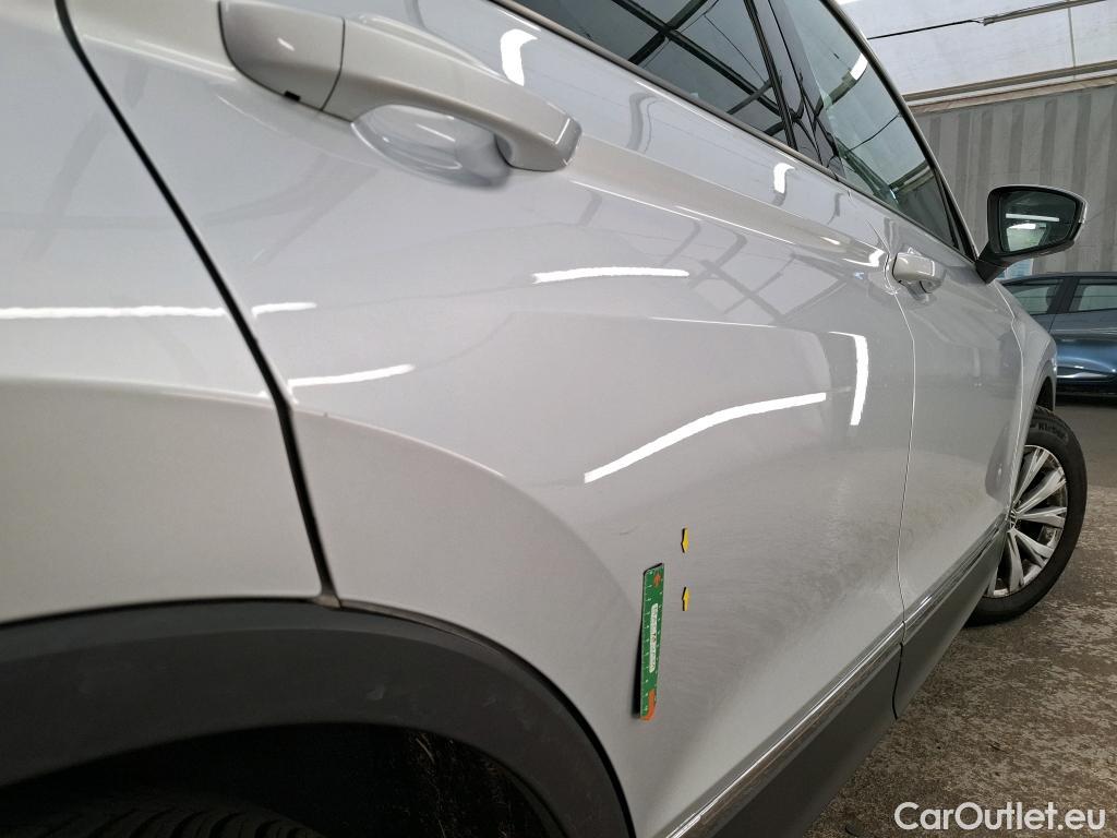  Volkswagen  Tiguan  Life 2.0 TDI 150CV BVA7 E6d #17