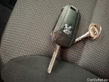  Peugeot  Partner PEUGEOT  / 2018 / 4P / Fourgonnette BHDI 100 S&S 100 S&S 1000KG STD ASPHALT #12