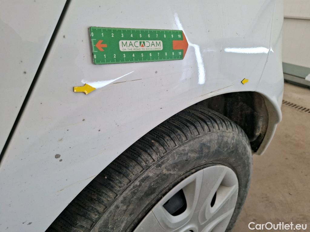  Renault  Clio  IV Air 1.5 dCi 90CV BVM5 E6 #2