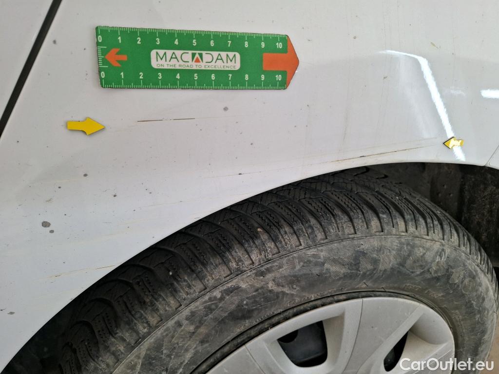  Renault  Clio  IV Air 1.5 dCi 90CV BVM5 E6 #3