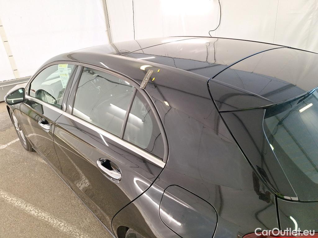  Mercedes  A-Klasse MERCEDES-BENZ Classe A Compact / 2018 / 5P / Berline A 180 d Business Line #26