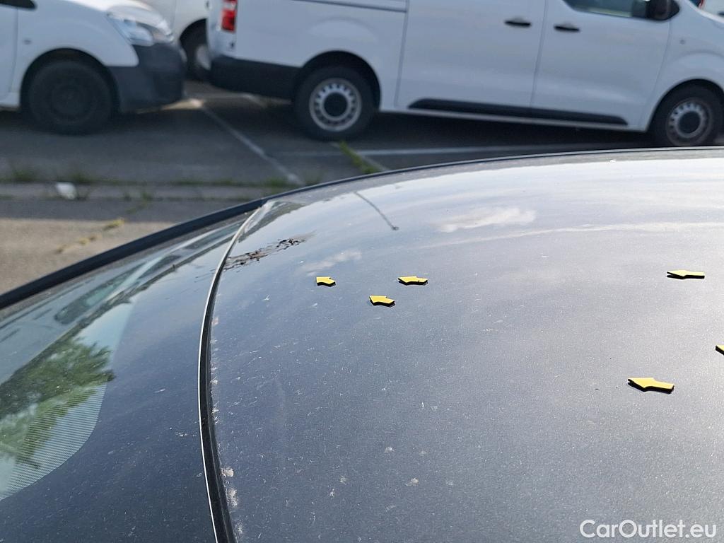  Citroen  C4  Berline Shine 1.2 PureTech 130CV BVA8 E6d #23