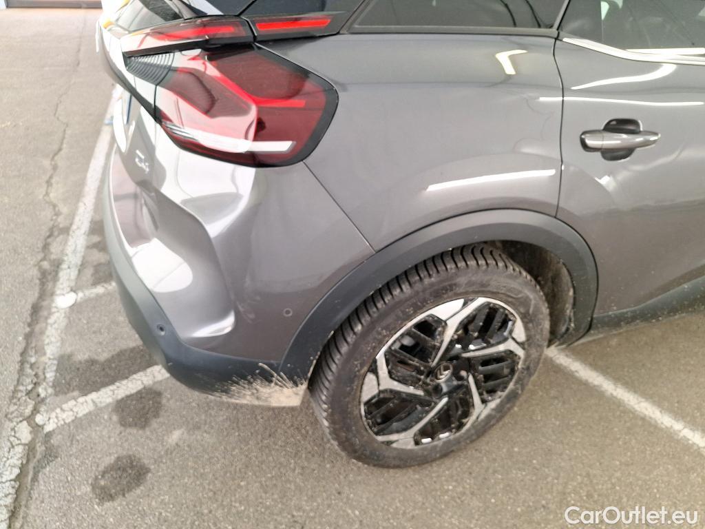  Citroen  C4  Berline Shine 1.2 PureTech 130CV BVA8 E6d #24