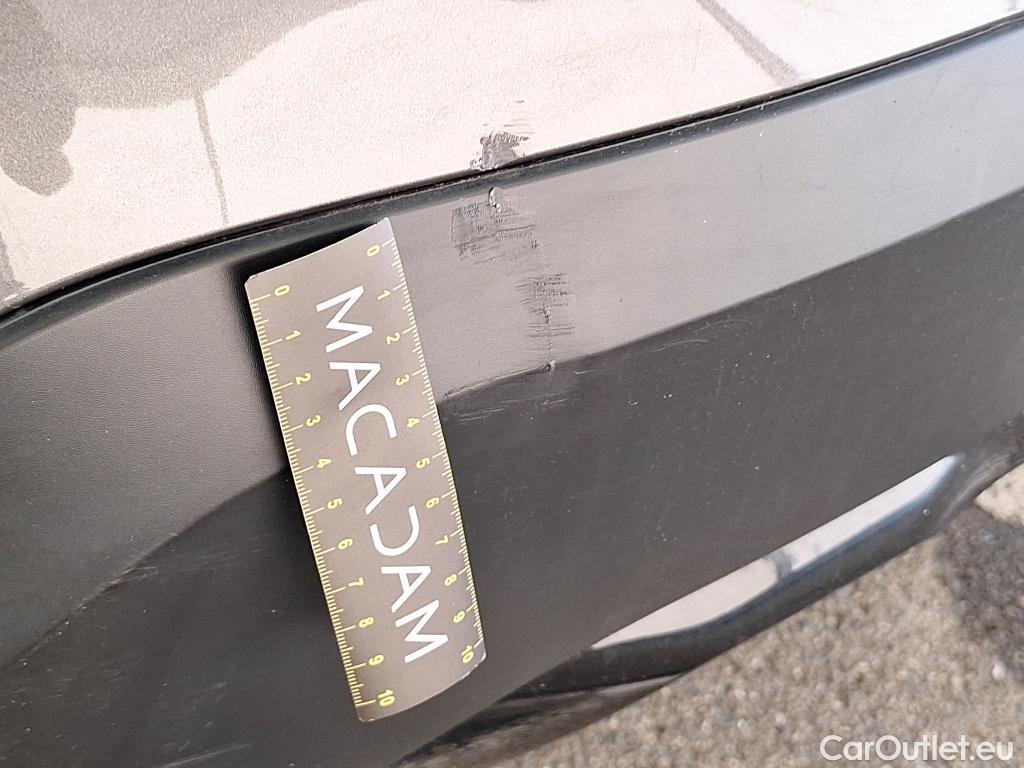  Citroen  C4  Berline Shine 1.2 PureTech 130CV BVA8 E6d #58