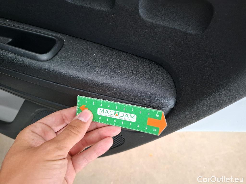 Citroen  C3  Société Feel 1.2 PureTech 80CV BVM5 E6d #13