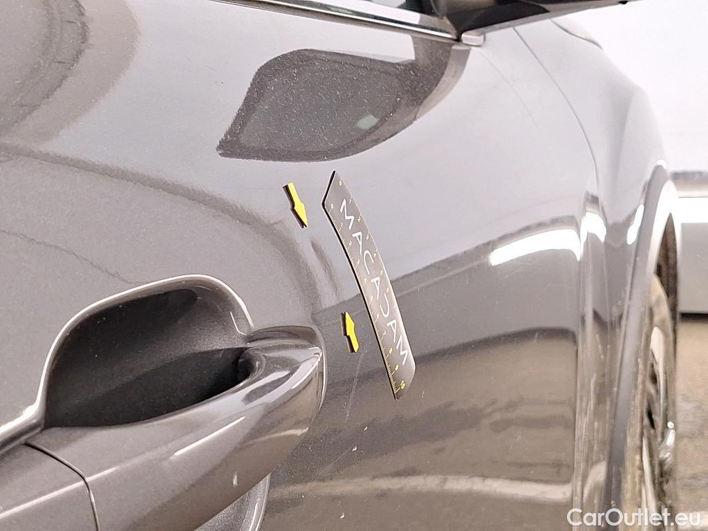  Citroen  C4  Berline Shine 1.2 PureTech 130CV BVA8 E6d #38