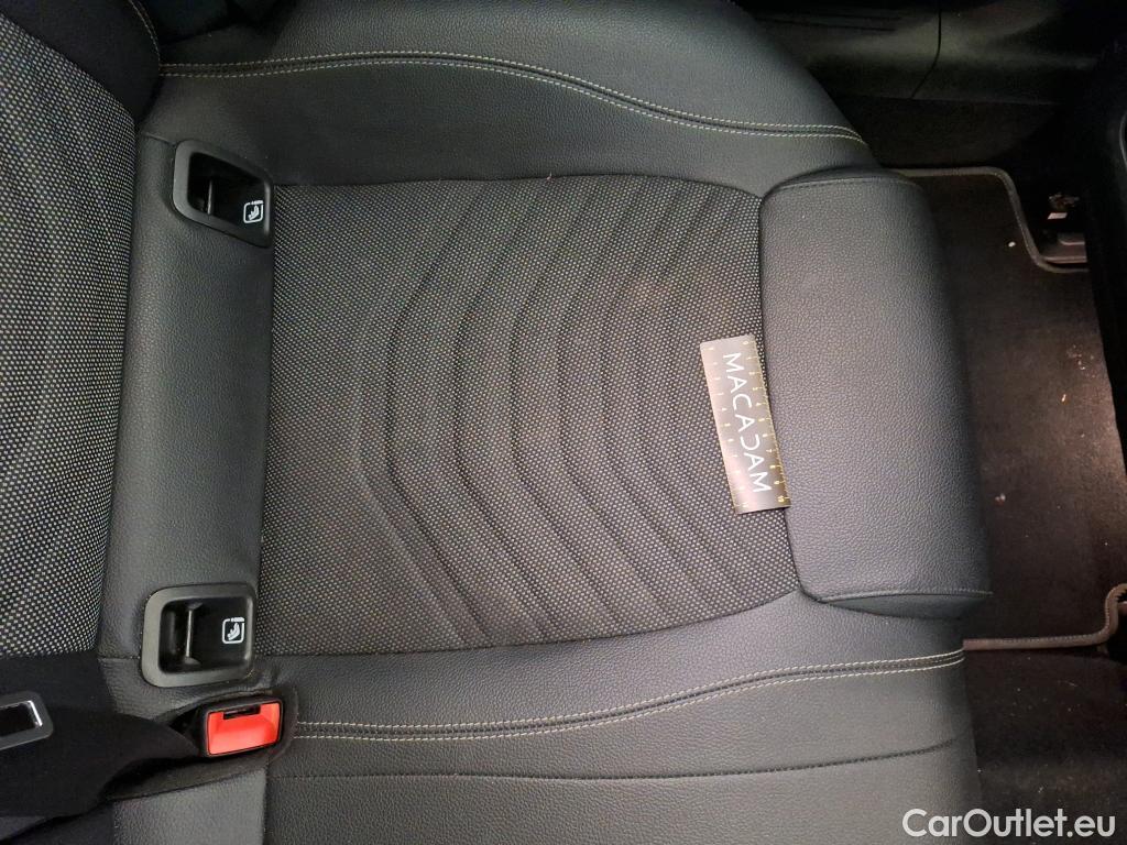  Mercedes  A-Klasse MERCEDES-BENZ Classe A Compact / 2018 / 5P / Berline A 180 d Business Line #34