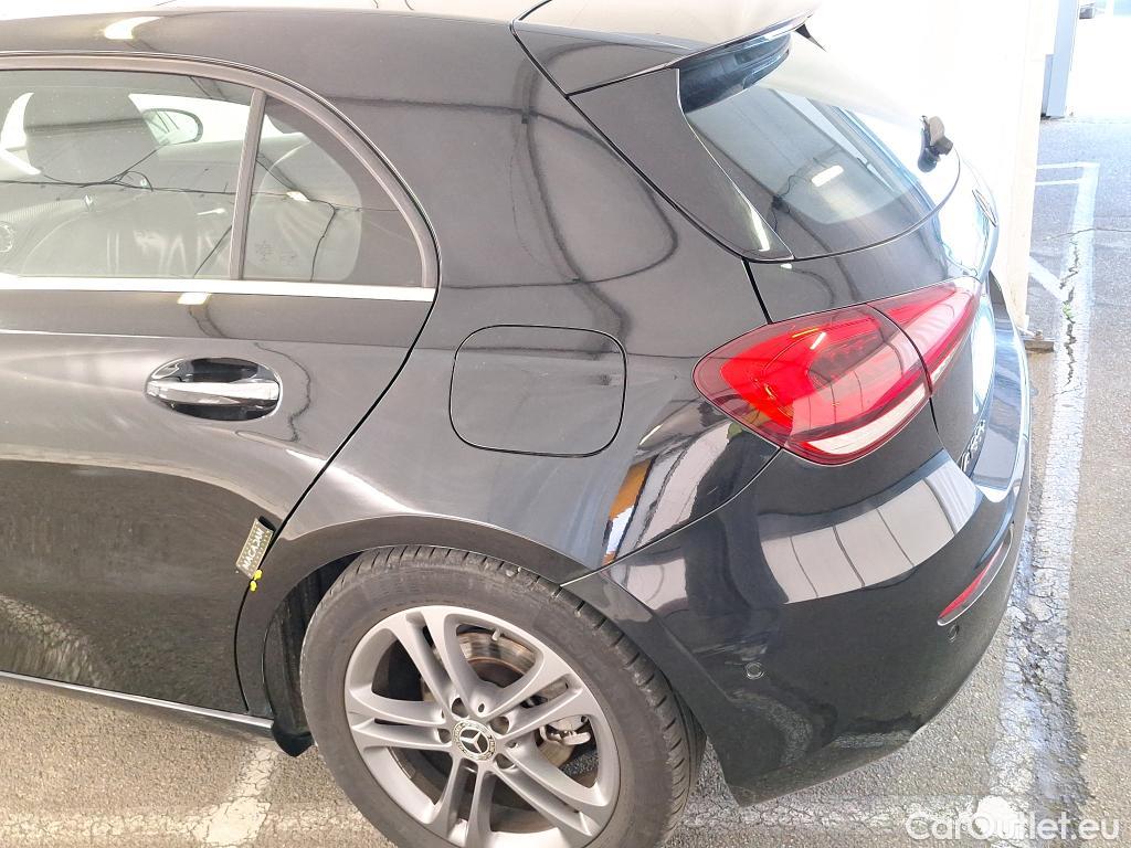  Mercedes  A-Klasse MERCEDES-BENZ Classe A Compact / 2018 / 5P / Berline A 180 d Business Line #44