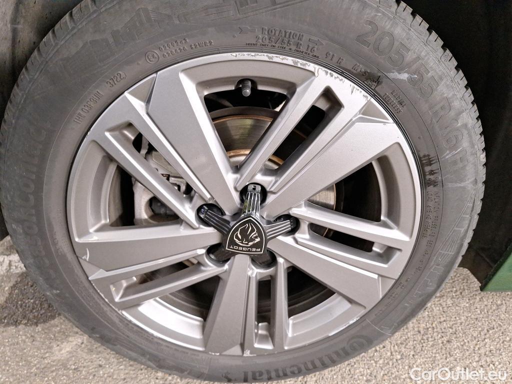  Peugeot  308  Active Pack 1.2 PureTech 130CV BVA8 E6d #42