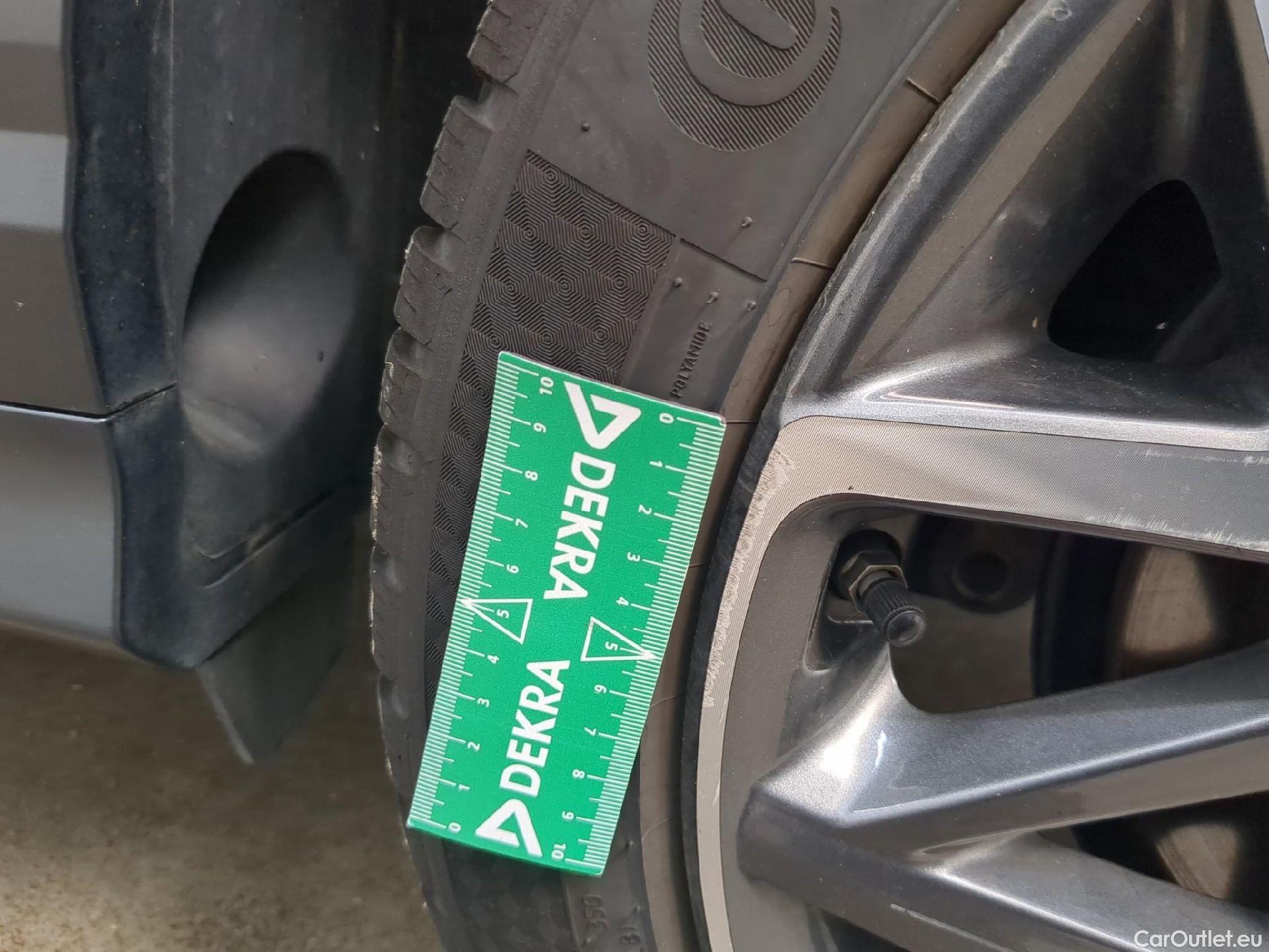  Hyundai  Konna Kona Creative Hybrid 2WD 1.6 GDI 140CV BVA6 E6d #14