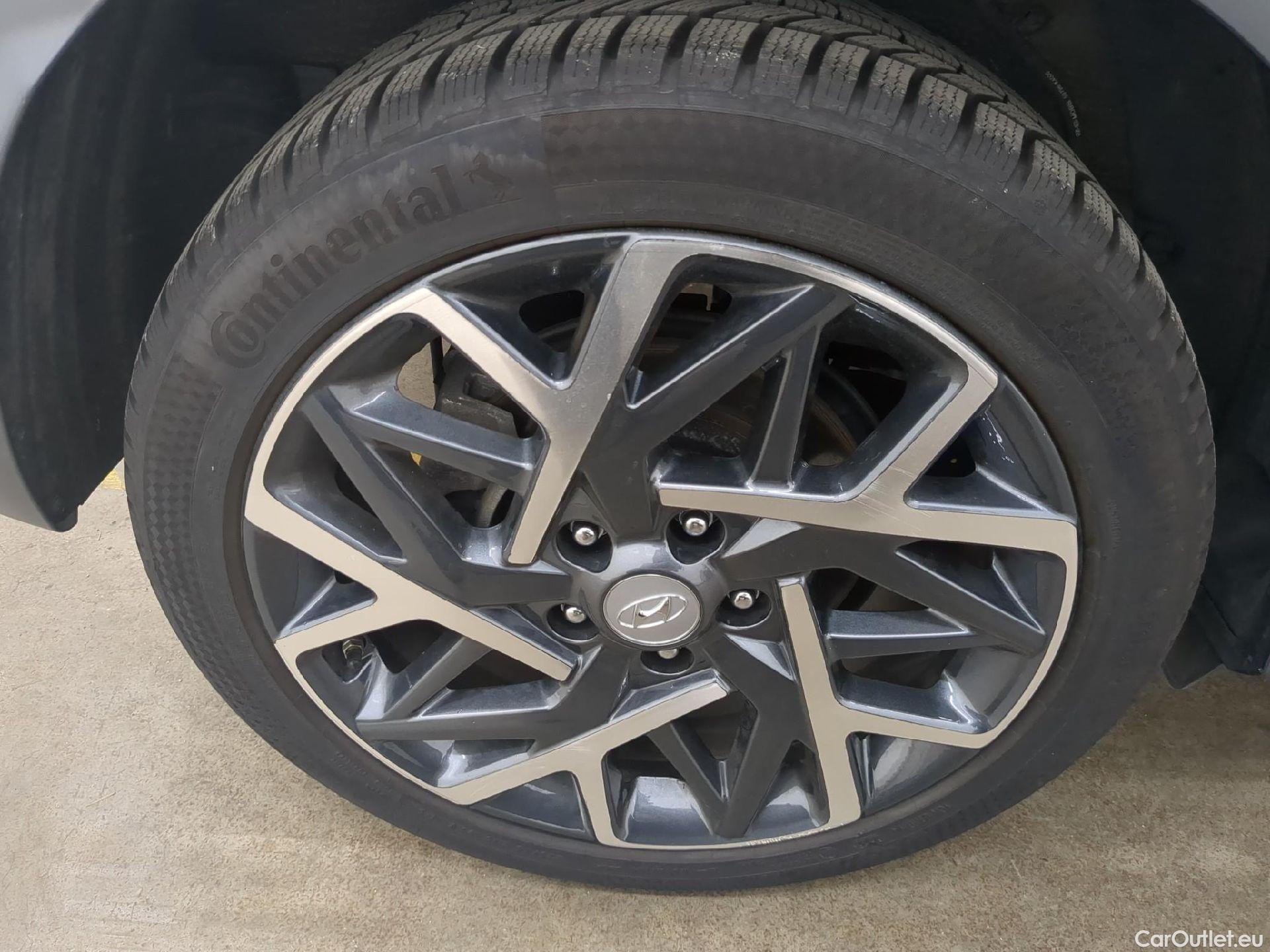  Hyundai  Konna Kona Creative Hybrid 2WD 1.6 GDI 140CV BVA6 E6d #16