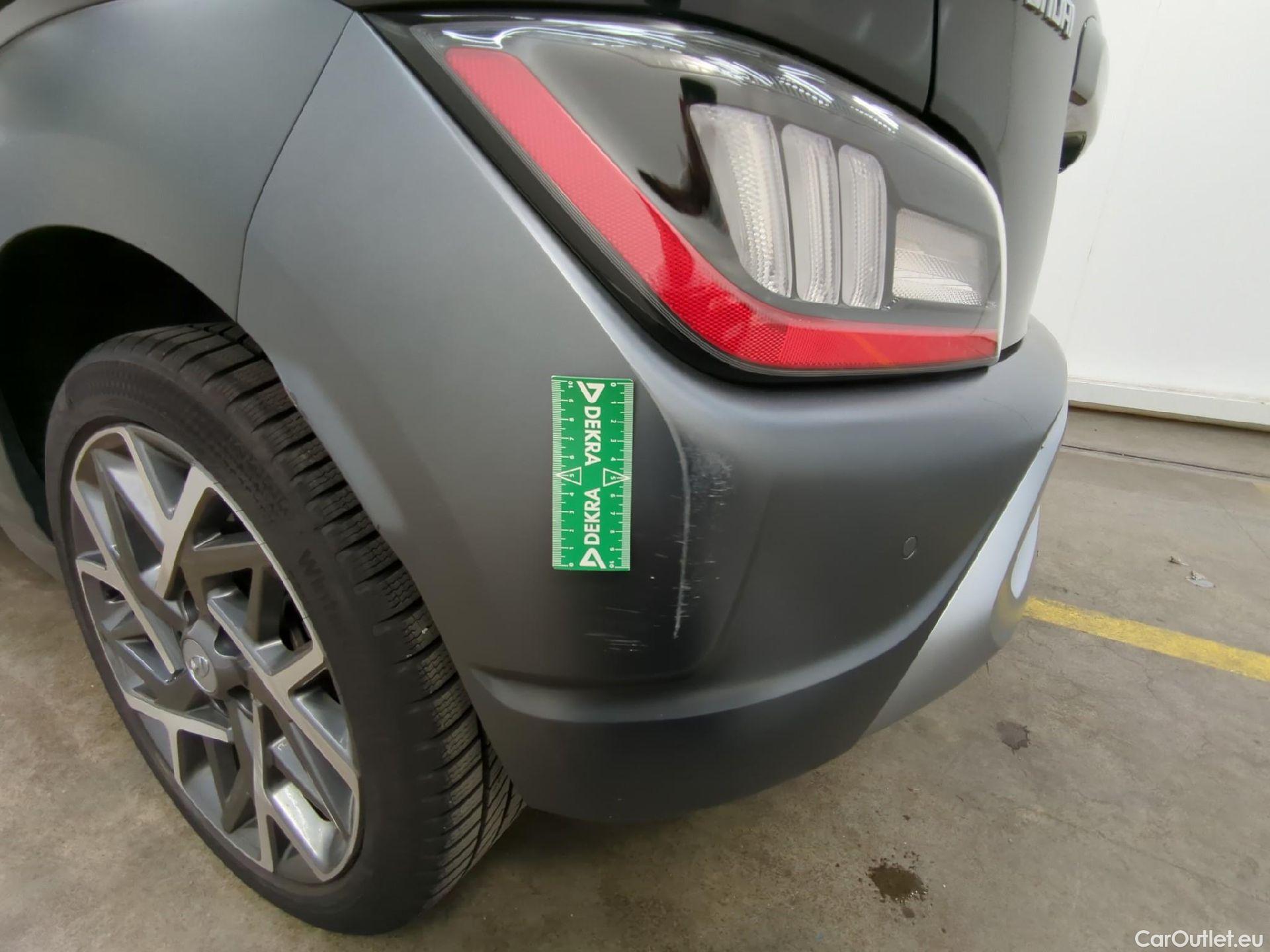  Hyundai  Konna Kona Creative Hybrid 2WD 1.6 GDI 140CV BVA6 E6d #44