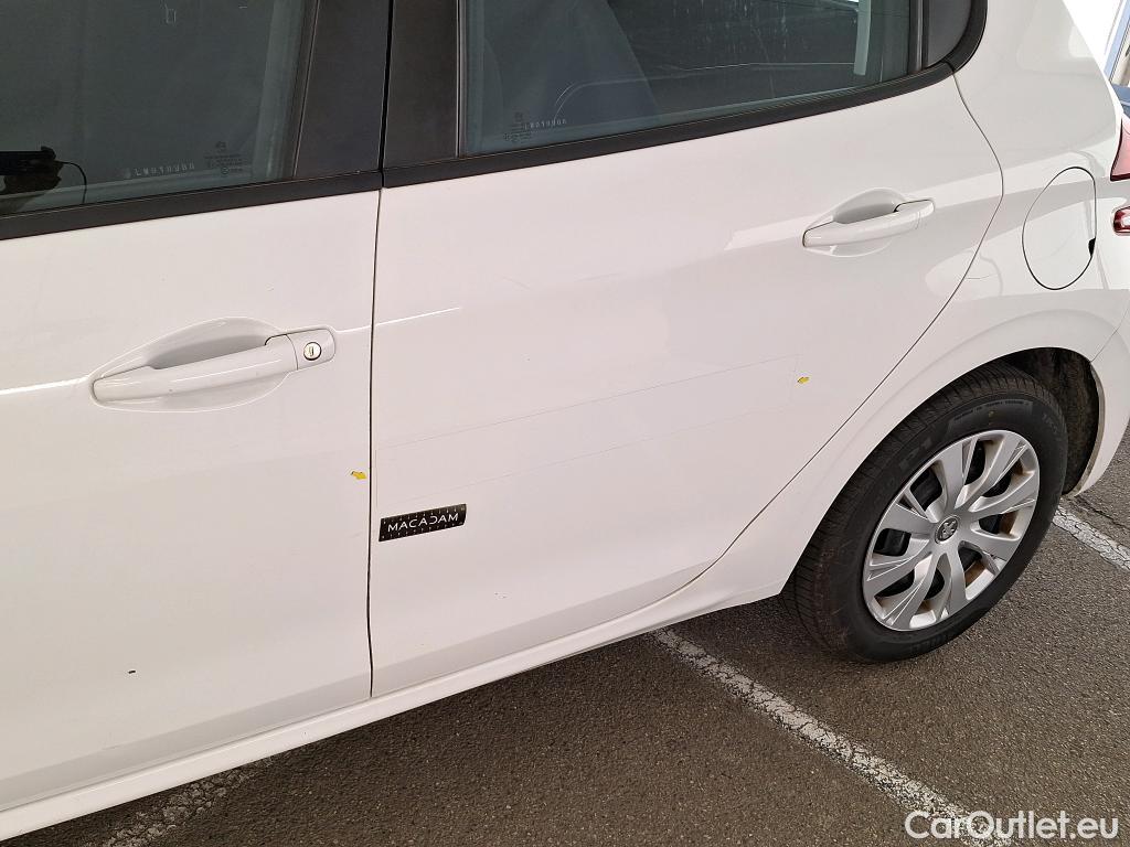  Peugeot  208  Affaire Premium Pack 1.5 HDi 100CV BVM5 E6dT #40