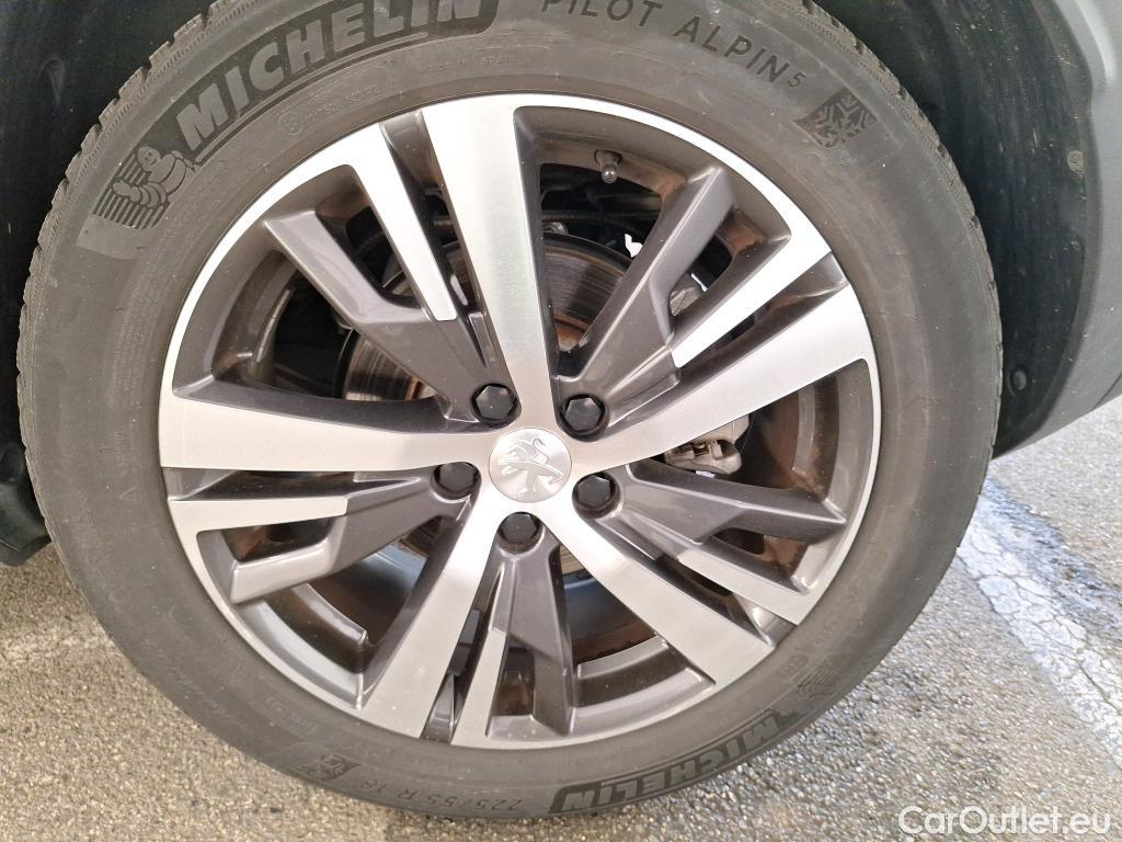  Peugeot  3008  Hybrid 225 Allure 1.6 Plug-In 225CV BVA8 E6d #68