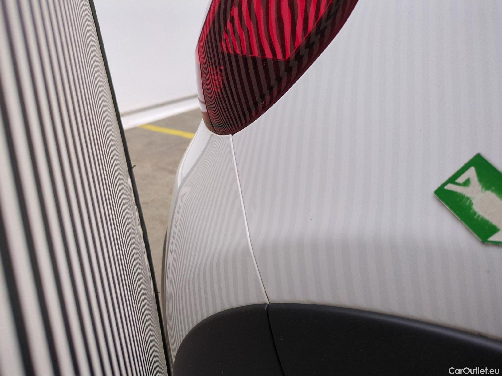  Citroen  C3 CITROEN  5p Berline BlueHDi 75 S&S BVM Feel Business #27
