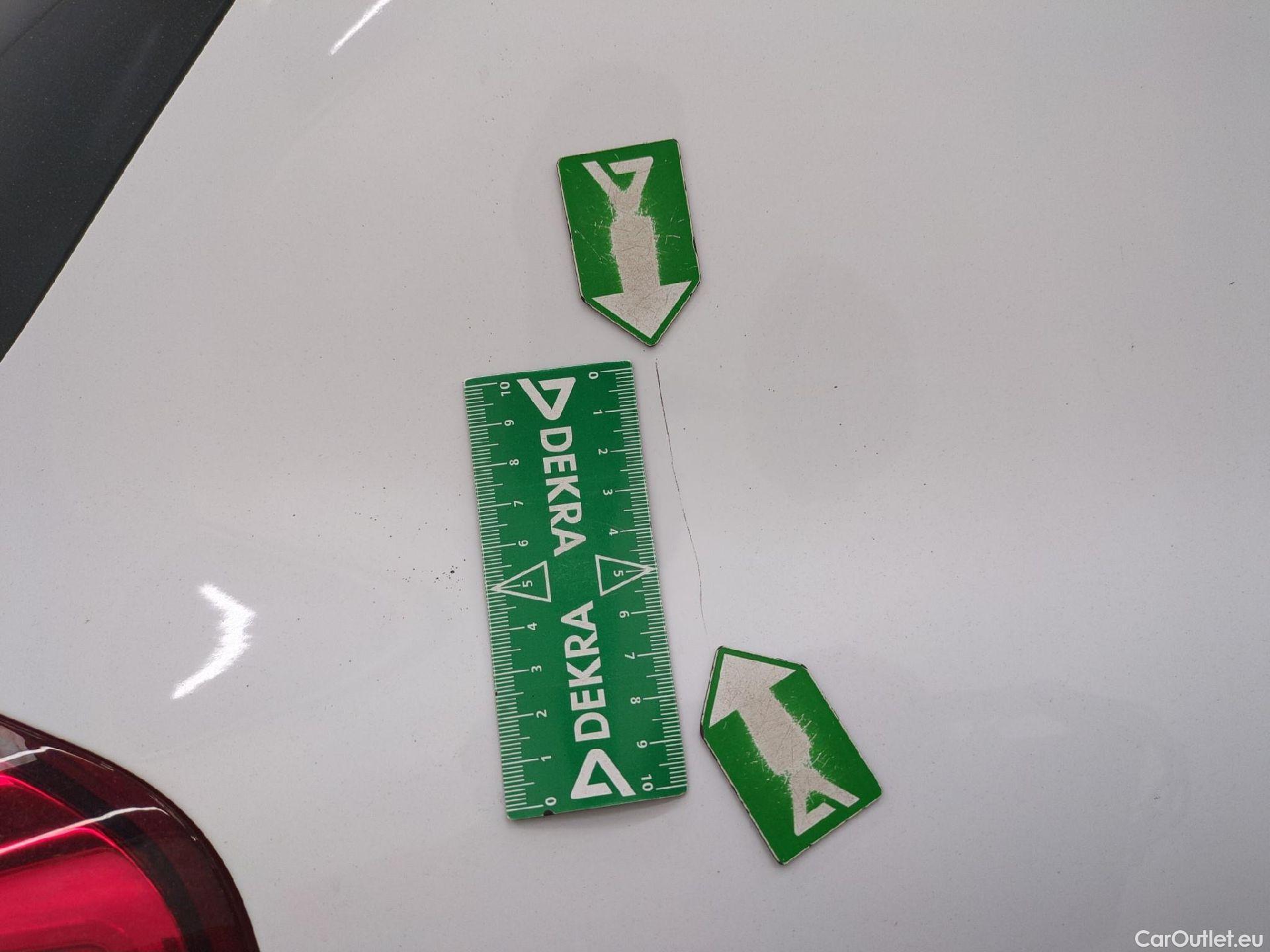  Citroen  C3 CITROEN  5p Berline BlueHDi 75 S&S BVM Feel Business #23