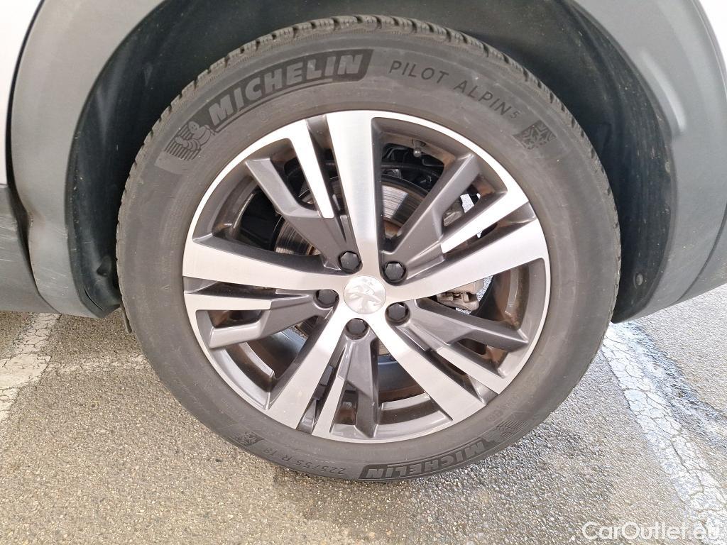  Peugeot  3008  Hybrid 225 Allure 1.6 Plug-In 225CV BVA8 E6d #47